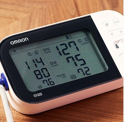 Actual product image Omron M7 Intelli IT (Blood pressure monitor upper arm)