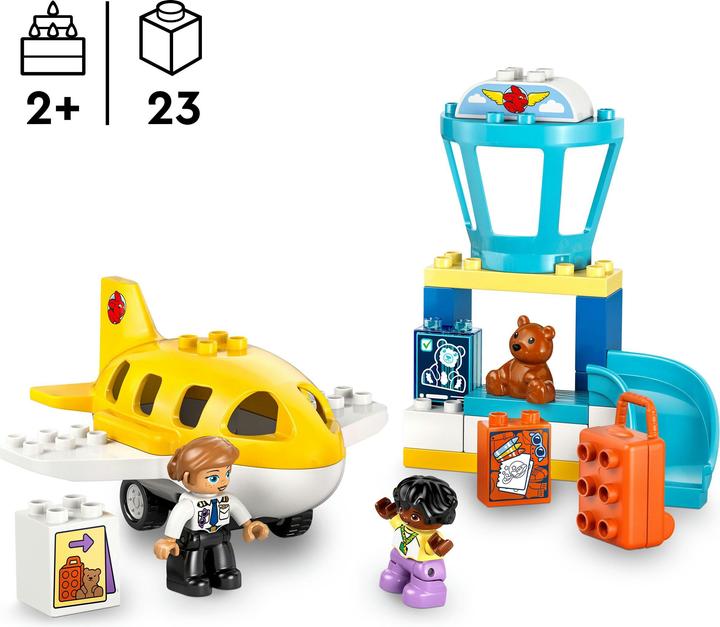 Actual product image LEGO Erster Besuch im Flughafen (10443)