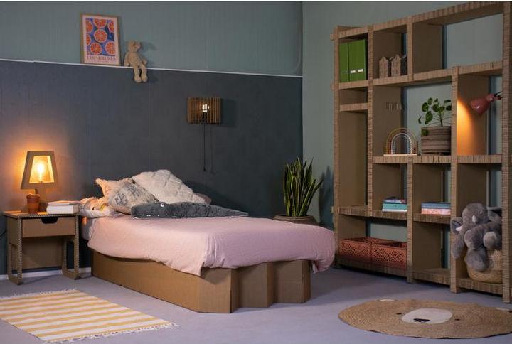 Actual product image Bins and Boxes Cardboard folding bed (160 x 200 cm)