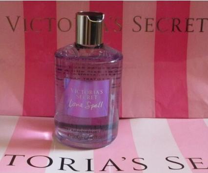 Immagine prodotto Victoria's Secret Gel doccia rinfrescante Love Spell 10 once 300ml (300 ml)