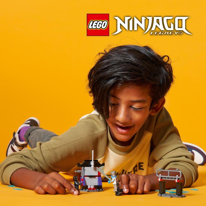 Produktbild LEGO Kampfset: Zane vs. Nindroid (71731, LEGO Ninjago)