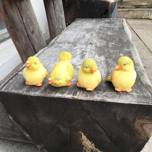 Actual product image Bekos Beautiful Deco Birds for Indoors and Outdoors SET of 4