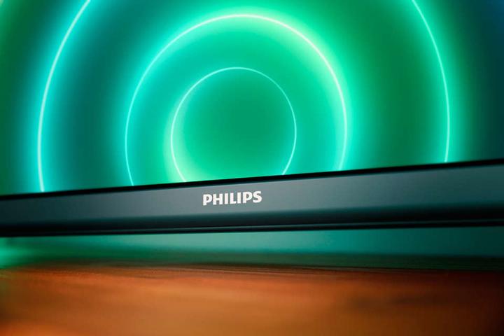 Actual product image Philips 70PUS7906 Ambilight (70", PUS7906, LED, 4K, 2021)