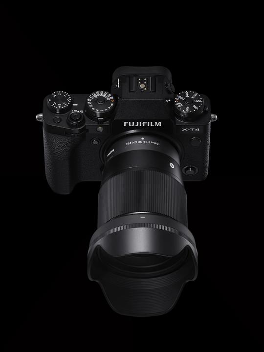 Actual product image Sigma 16 mm F1.4 DC DN Contemporary X-Mount (Fujifilm X, APS-C / DX)