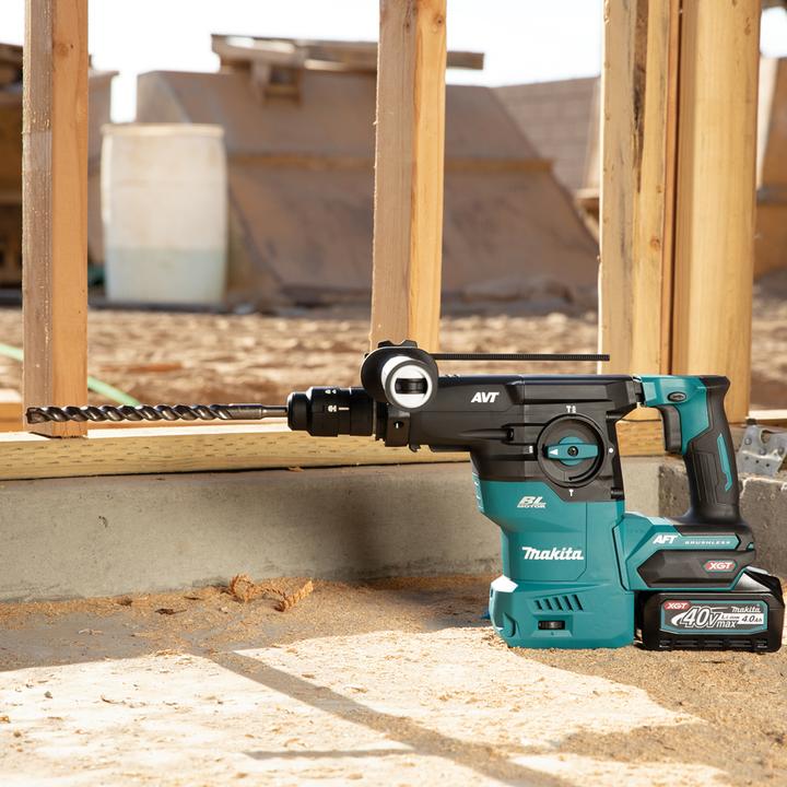 Actual product image Makita 40V Battery combi hammer HR009GM202 with quick-change chuck (Rechargeable battery operated)