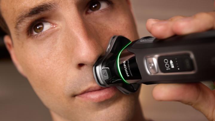 Actual product image Philips i9000 Prestige XP9207/30 Wet and Dry Electric Shaver with SkinIQ