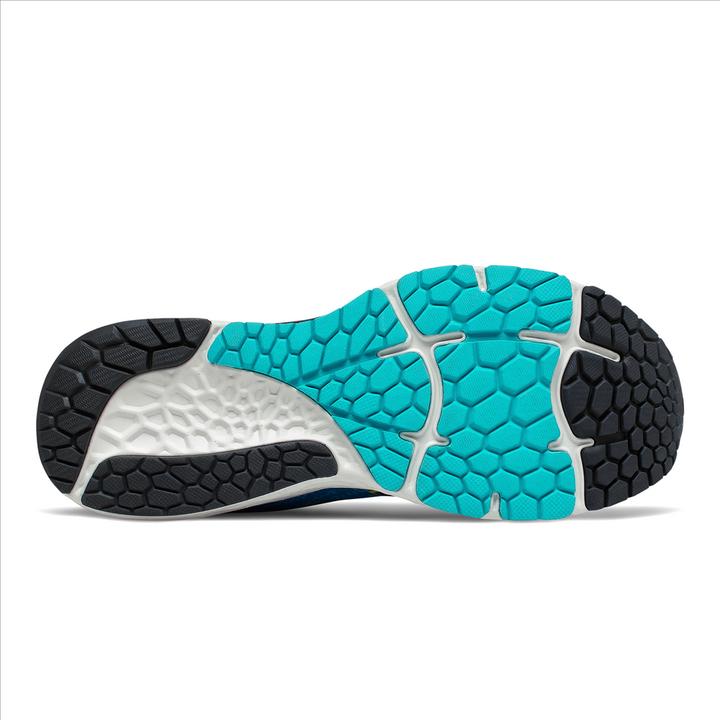 Actual product image New Balance 880 v11 men running shoe (41)