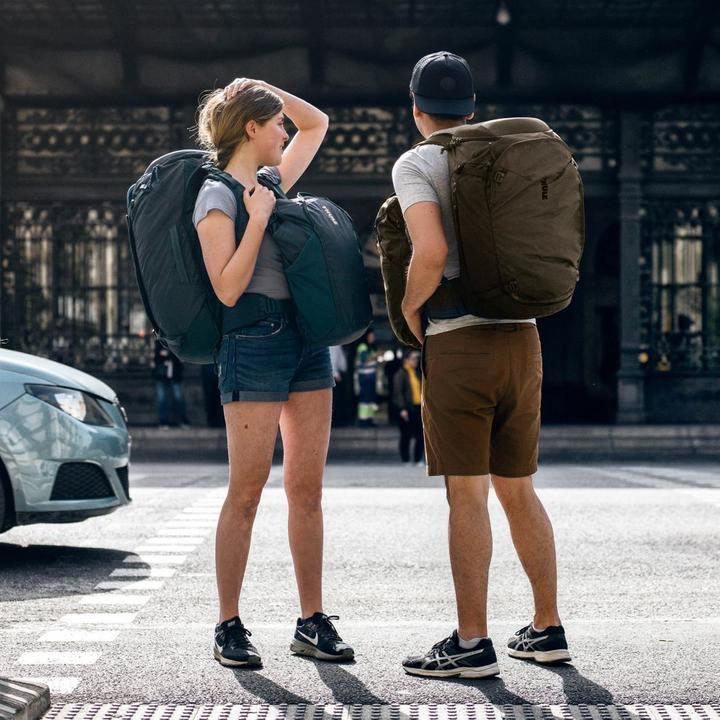 Image du produit Thule 5312 Landmark 60L Pack de voyage unisexe bleu foncé (60 l)