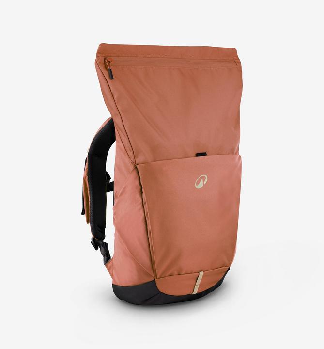 Actual product image Quechua Wanderrucksack Rolltop - NH500 Escape 16 l + 4 braun (20 l)