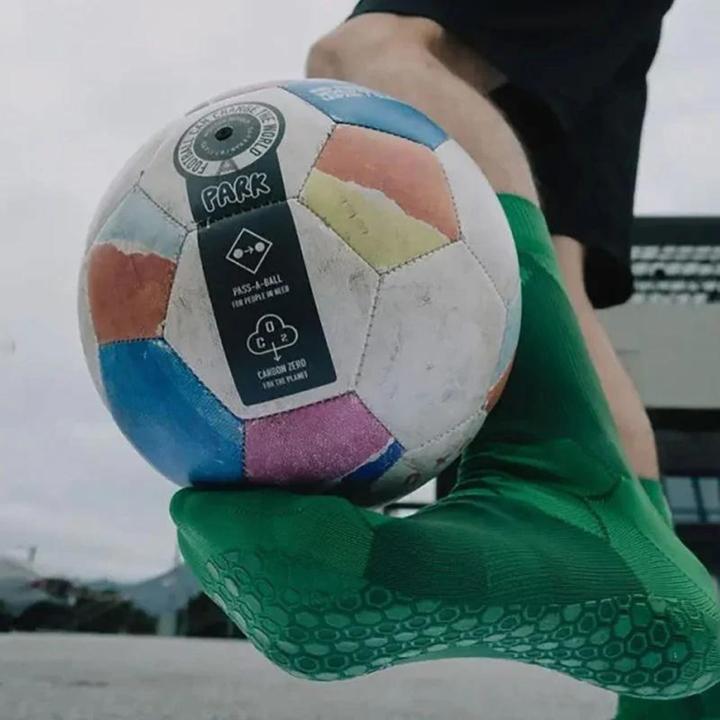Actual product image NovoSoxx Fussballstulpen und Socken Grösse 36-41 Grün Set Tubxx und GripSoxx (36 - 41)