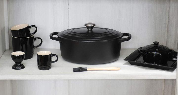 Actual product image Le Creuset Signature (33 cm, Casserole + Stewpot, Cast iron)