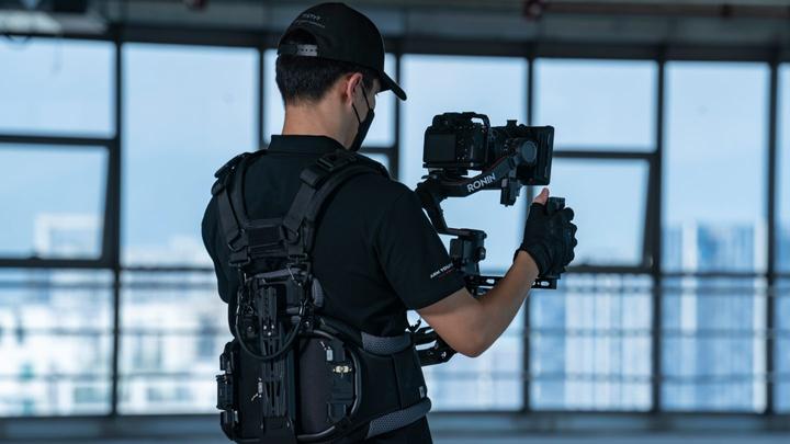 Actual product image Tilta Float Shoulder Support (Suspended tripod)