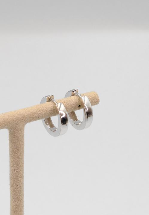 Actual product image Muau Creoles (750/18K white gold)