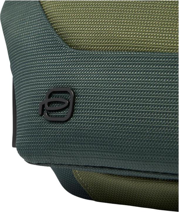 Produktbild Piquadro Gürteltasche aus recyceltem Stoff und Leder