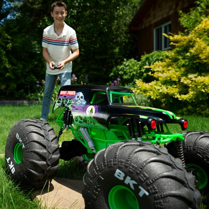Actual product image Monster Jam Mega Grave Digger