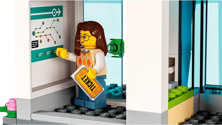 Produktbild LEGO Bahnhof (60335, LEGO City)