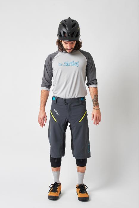 Produktbild dirtlej Trailscout Shorts Waterproof, blau/lime, XL (XL)