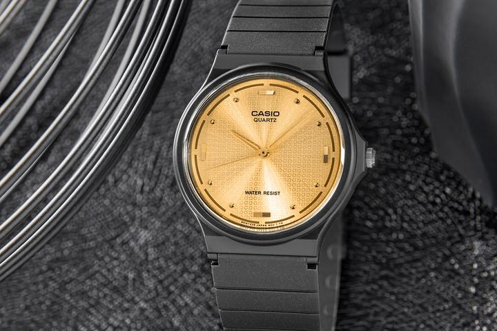 Produktbild Casio MQ-76-9ALDF Damenuhr + BOX