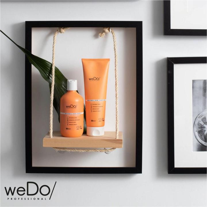 Actual product image Wella weDo/ Professional Moisture & Shine Shampoo - 0 (900 ml, Liquid shampoo)
