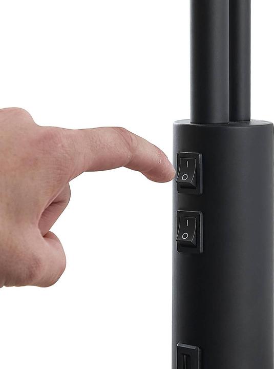 Immagine prodotto Lindby Lampada da terra Aovan con ripiano e USB, nera (E27, E14)