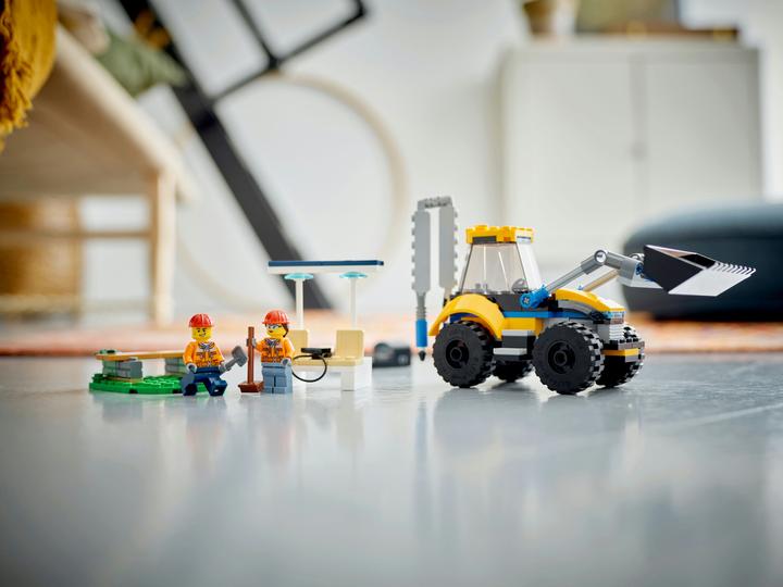 Actual product image LEGO 60385 Wheel loader (60385, LEGO City)