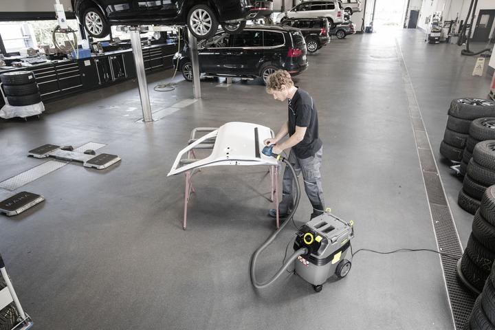 Actual product image Kärcher Professional NT 30/1 Ap Te L (Wet dry vacuum cleaner)