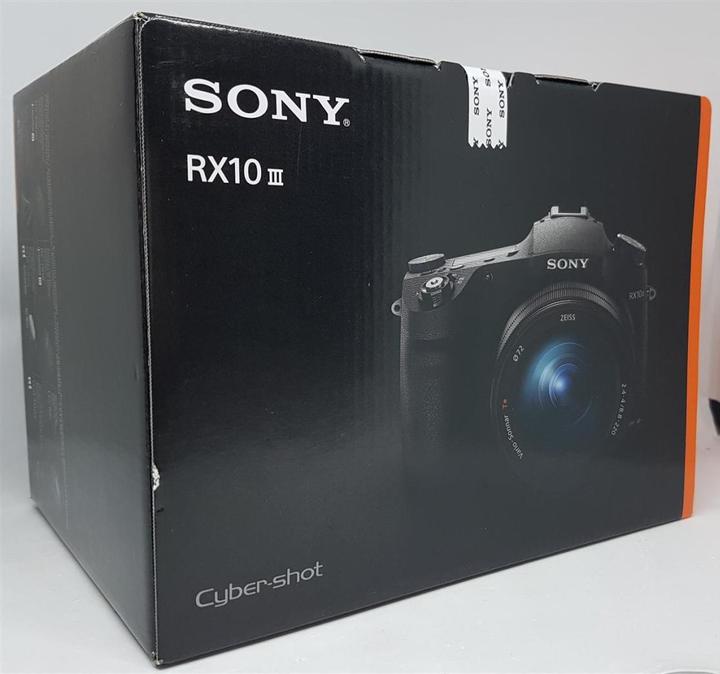 Image du produit Sony Cyber-shot DSC RX10 Mark III (24 - 600 mm, 20.10 Mpx, 1")