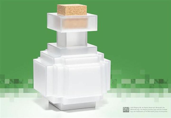 Produktbild Noble Collection Minecraft Replik Illuminating Potion Bottle
