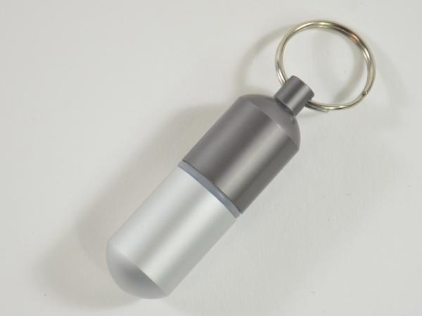 Produktbild Kögler Notfallkapsel, Geldscheinbehälter, wasserdicht, Aluminium, 7x2cm