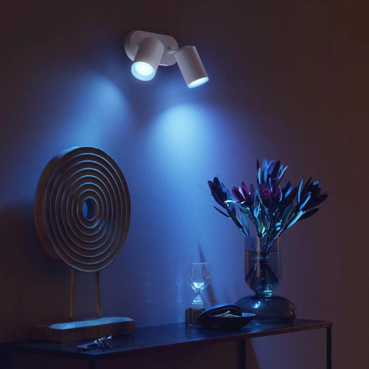 Actual product image Philips Hue Fugato Base BT (700 lm, GU10)