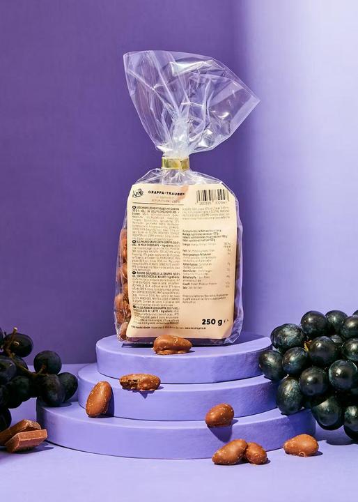 Immagine prodotto KoRo Uva (solforata) con grappa in cioccolato al latte (1 pz., 250 g)