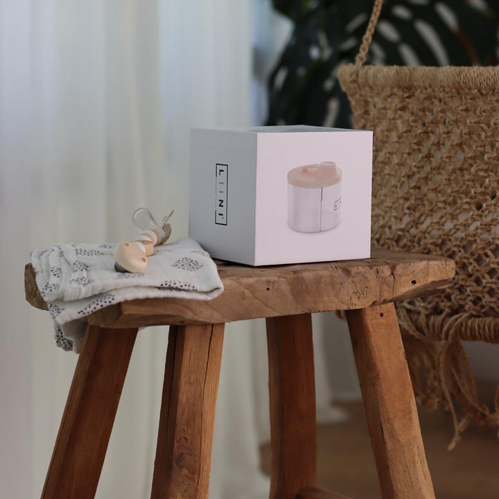 Actual product image Liini Powdered milk portioner for on the go baby