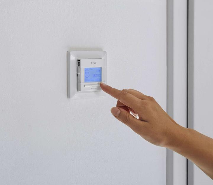 Actual product image AEG Haustechnik FRTD 903 TC Floor and room temperature controller, touchscreen with colour display, weekly