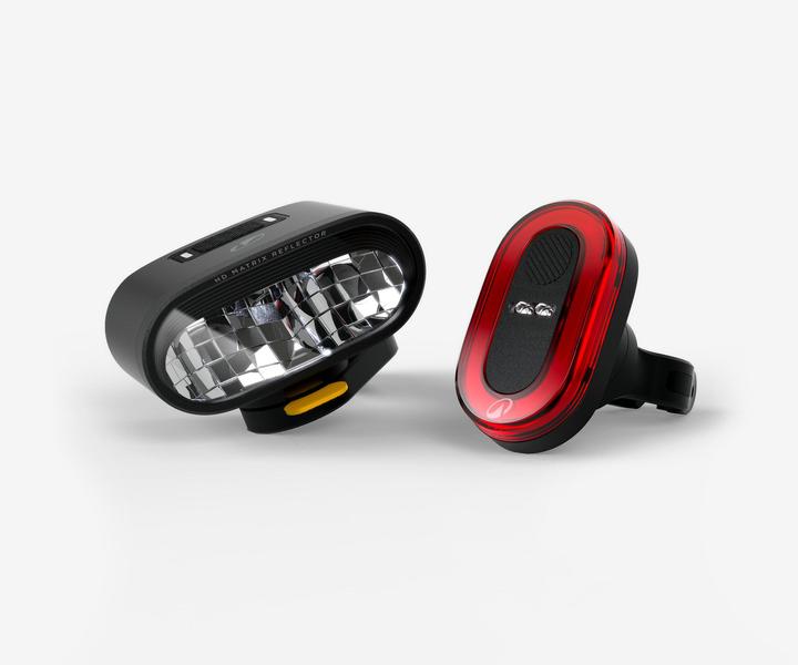 Decathlon Fahrradbeleuchtung Set Front-/Rücklicht ST930 USB Bremssensor (400 lm, 15 lm)
