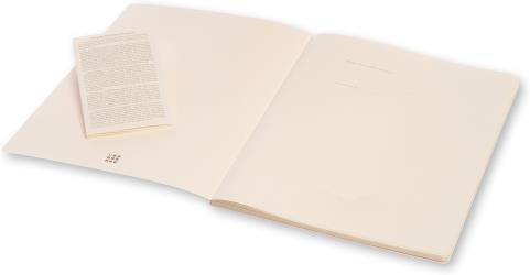 Actual product image Moleskine Flounce (A5, Plain)
