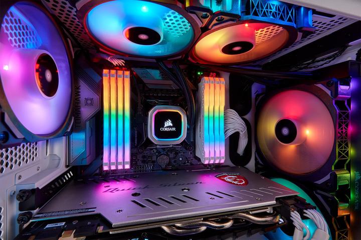 Produktbild Corsair H115i RGB Platinum