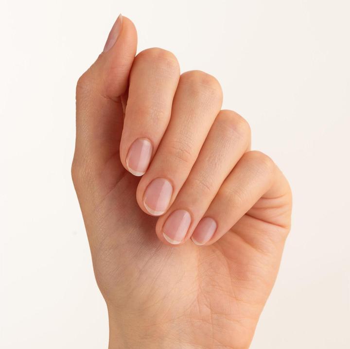 Actual product image essence The Extreme Nail Hardener (8 ml)