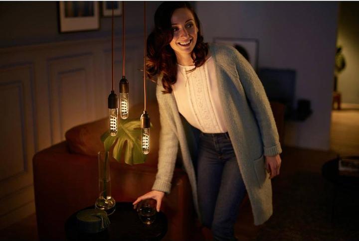 Actual product image Philips LED EyeComfort (E27, 4 W, 250 lm, 1 x, F)