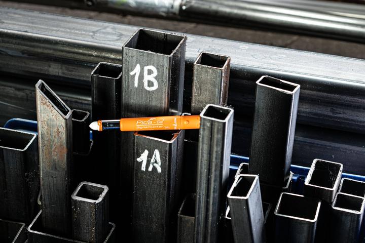 Actual product image Pica GEL Signal marker SB (Black, 8 mm)
