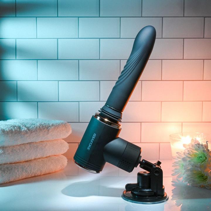 Produktbild Evolved Mountable Thrusting Machine "Too Hot To Handle"