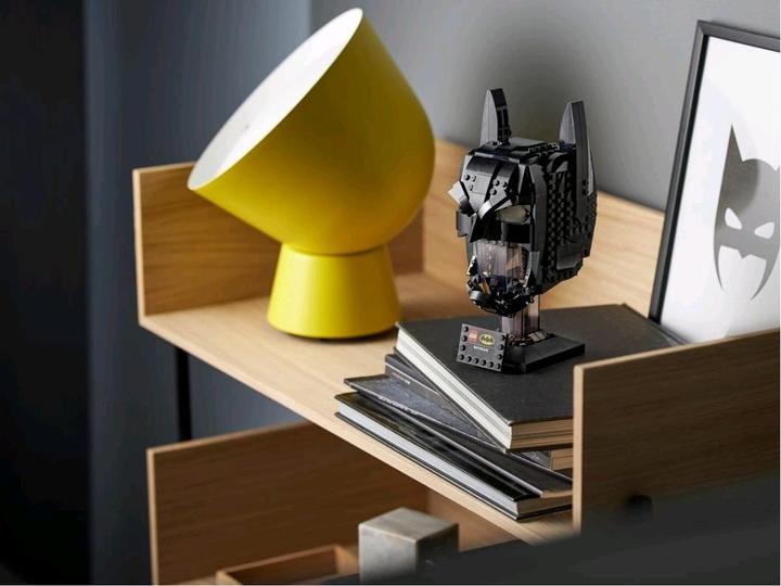 Actual product image LEGO Batman helmet (76182, LEGO DC)