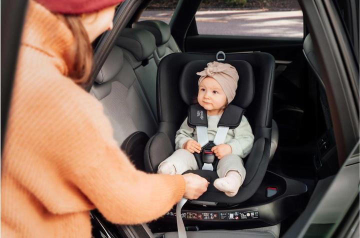 Produktbild Britax Römer Dualfix Plus (Reboarder, ECE R129/i-Size Norm)