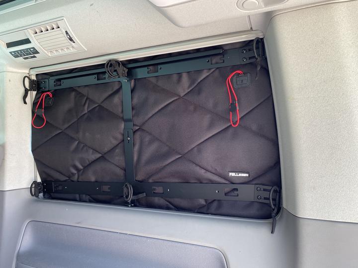 Immagine prodotto Felleisen Set di 4 borse VWCalifornia Beach (2xTr ger, 4x BasicONE)incl. tappetini termici neri (24 l)