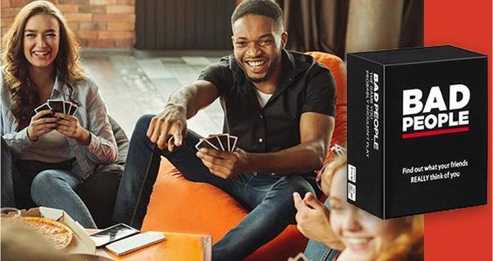 Actual product image Dyce Games Bad People - Finde heraus, was deine Freunde WIRKLICH über dich denken (German)