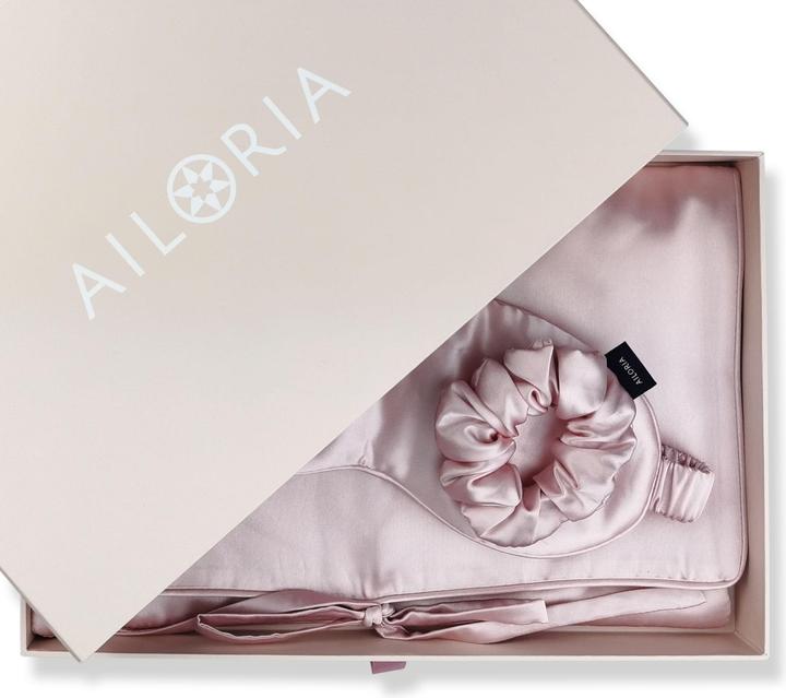 Actual product image Ailoria Travel Set Beauty M (Emblazonments)