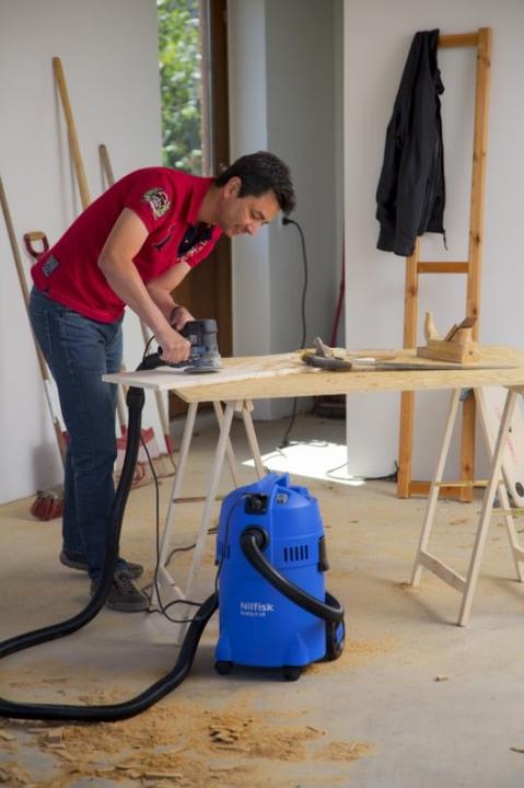 Immagine prodotto Nilfisk Aspirapolvere a secco 1200 W 18 (Aspirapolvere a umido e a secco)