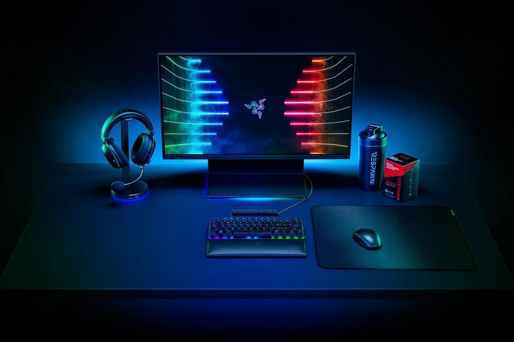 Productafbeelding Razer Strider (L)