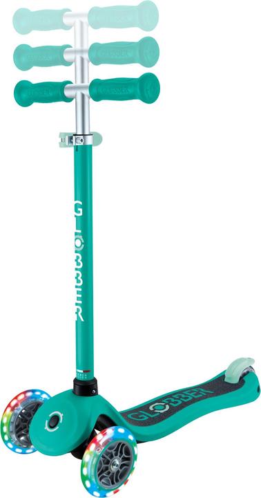 Actual product image Globber Scooter PRIMO Light Wheels with Grip tape emerald green/navy blue