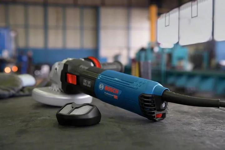 Produktbild Bosch Professional Winkelschleifer GWS 17-125 S (125 mm)
