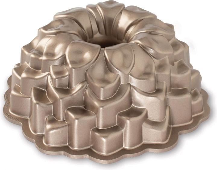 Actual product image Nordic Ware Blossom Bundt Pan (26.67 cm)